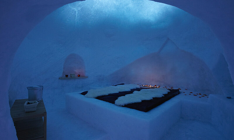 חדר שינה במלון האיגלו באלטה, מיטות שלג