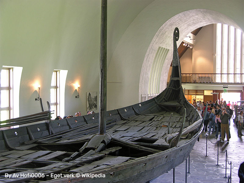 אניה ויקינגית במוזיאון Vikingskipshuset